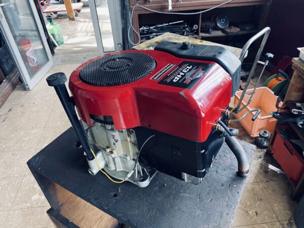 moteur briggs & stratton 13 HP