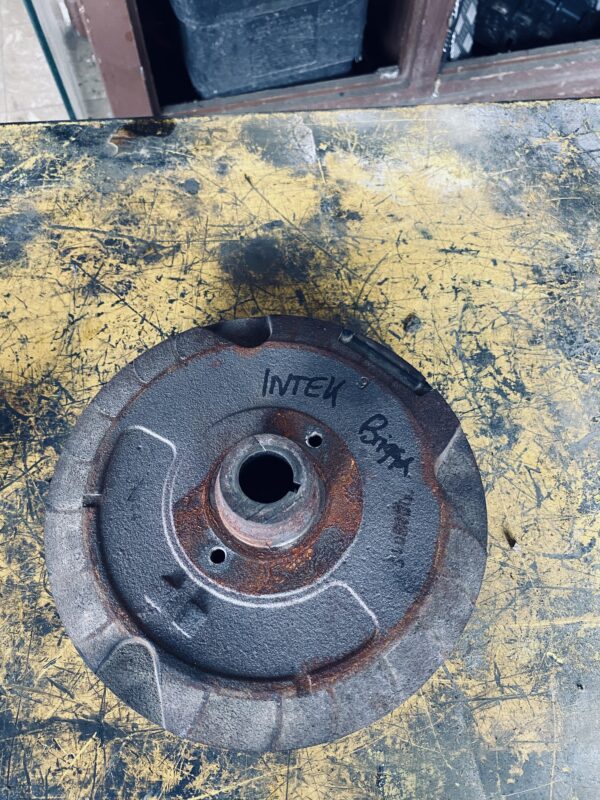 volant moteur  Intek  Briggs