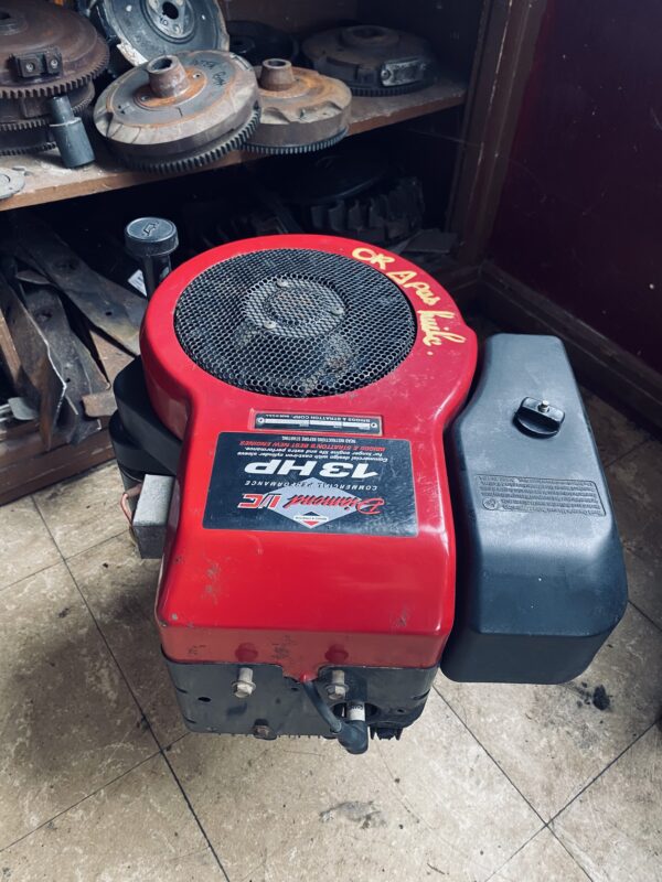moteur briggs & stratton 13 HP