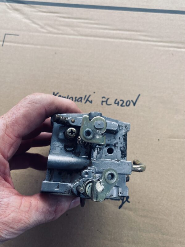 Carburateur  Kawasaki FC 420 – Image 2