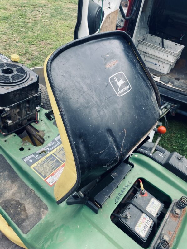 Siege John Deere STX – Image 2