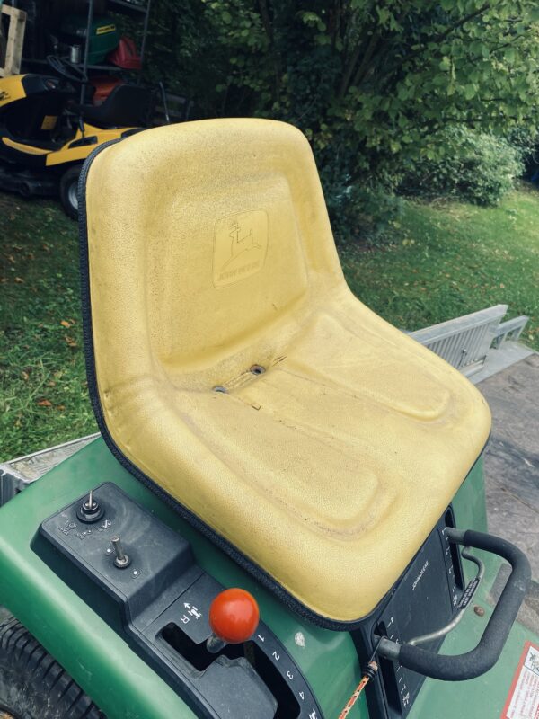 Siege John Deere STX – Image 3